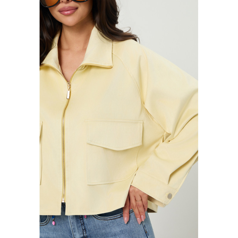 Zamszowa kurtka oversize z kieszeniami — zdjęcie 15