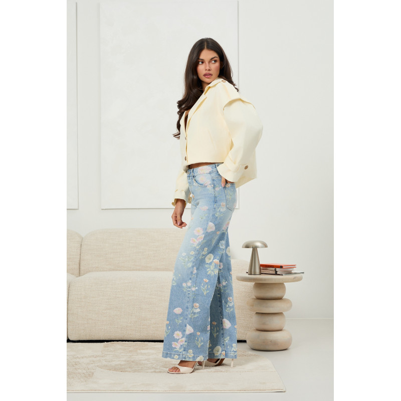 Jeansy straight leg z kwiatowym nadrukiem — zdjęcie 4